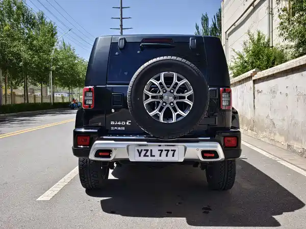 BAIC BJ40 2025
