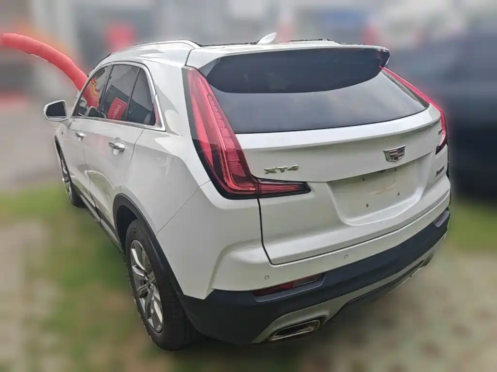 Cadillac XT4 2019 — фото 9