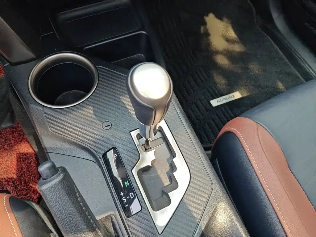 Toyota RAV4 2016