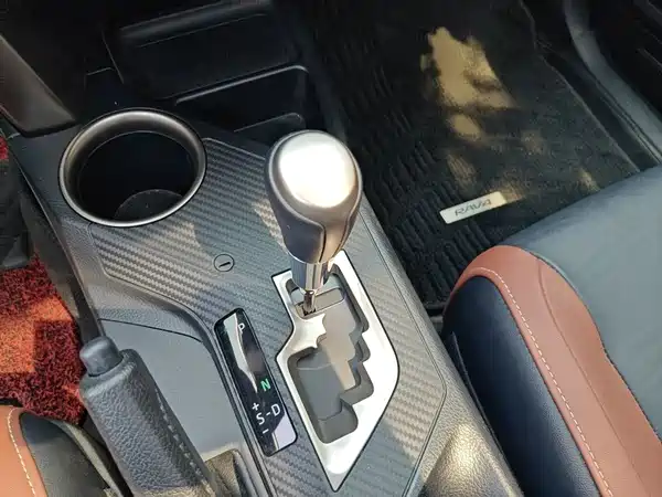 Toyota RAV4 2016