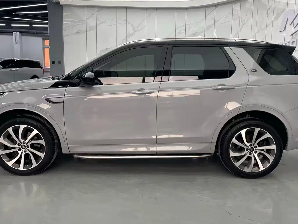 Land Rover Discovery Sport 2020 — фото 8
