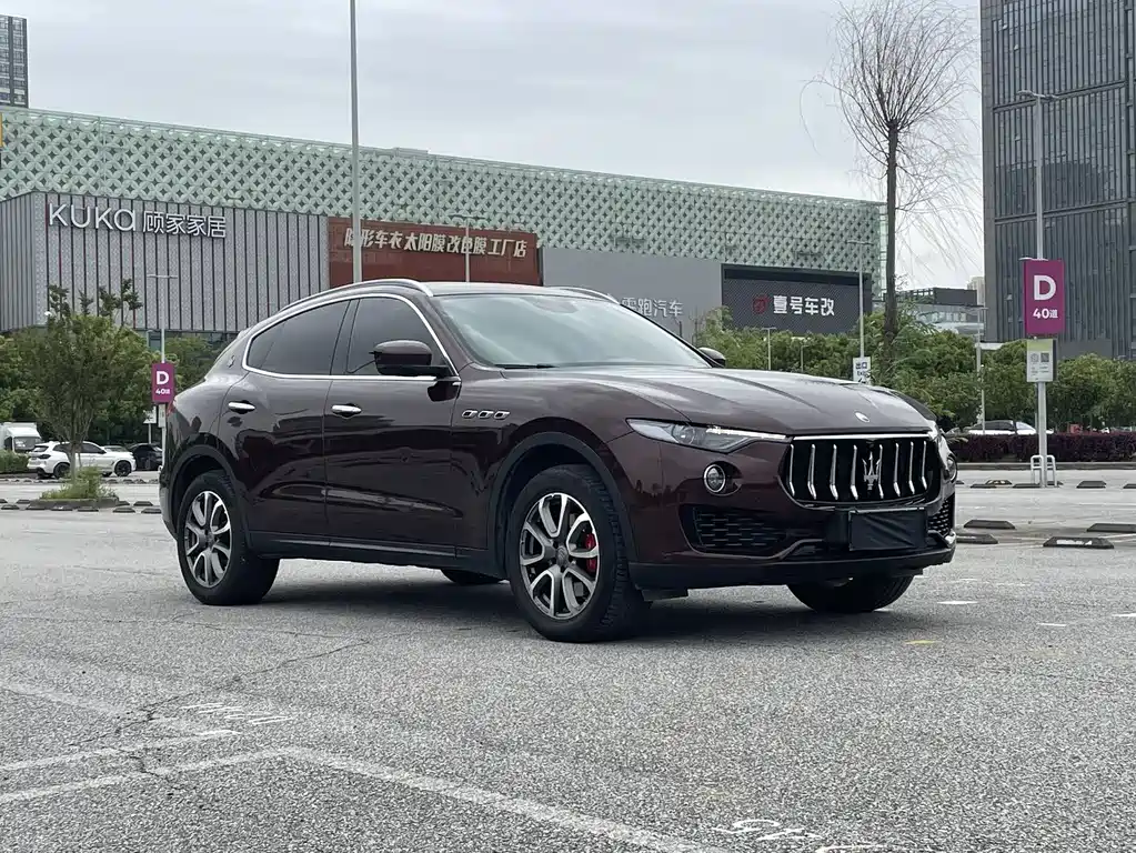Maserati Levante 2018 — фото 3