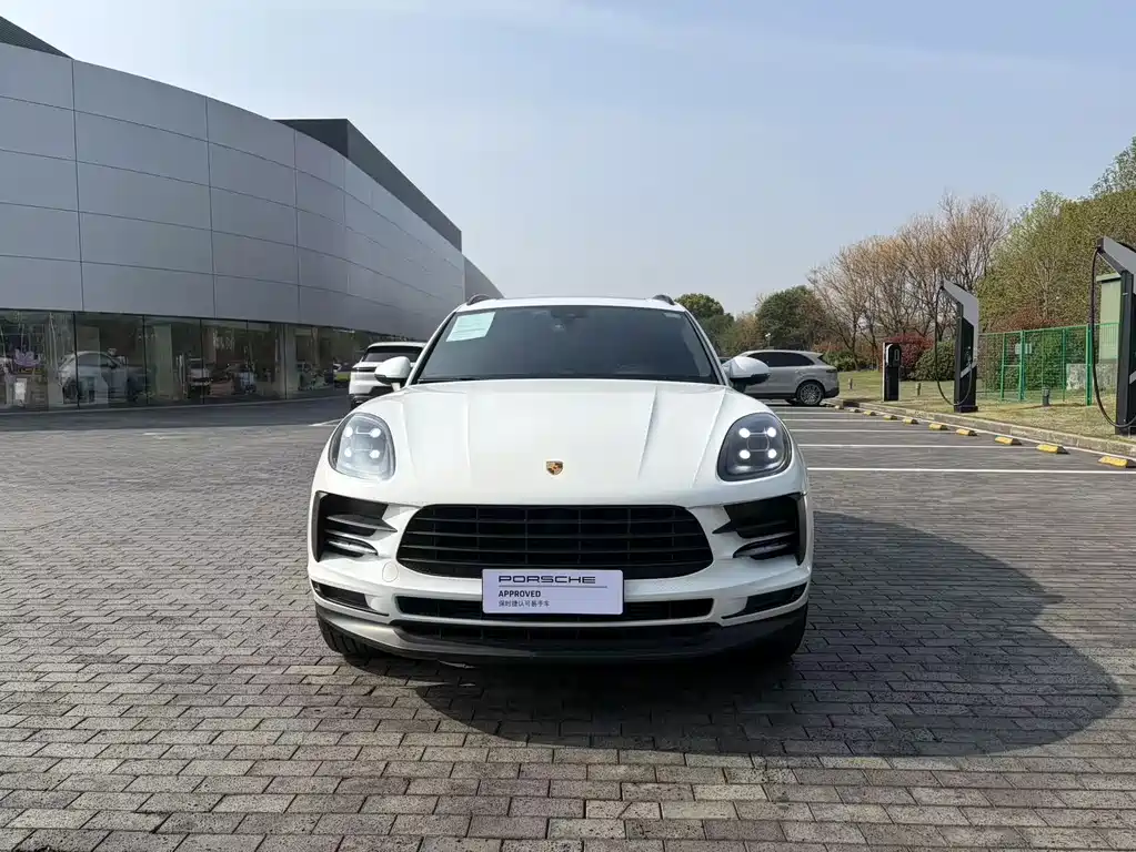 Porsche Macan 2022 — фото 2