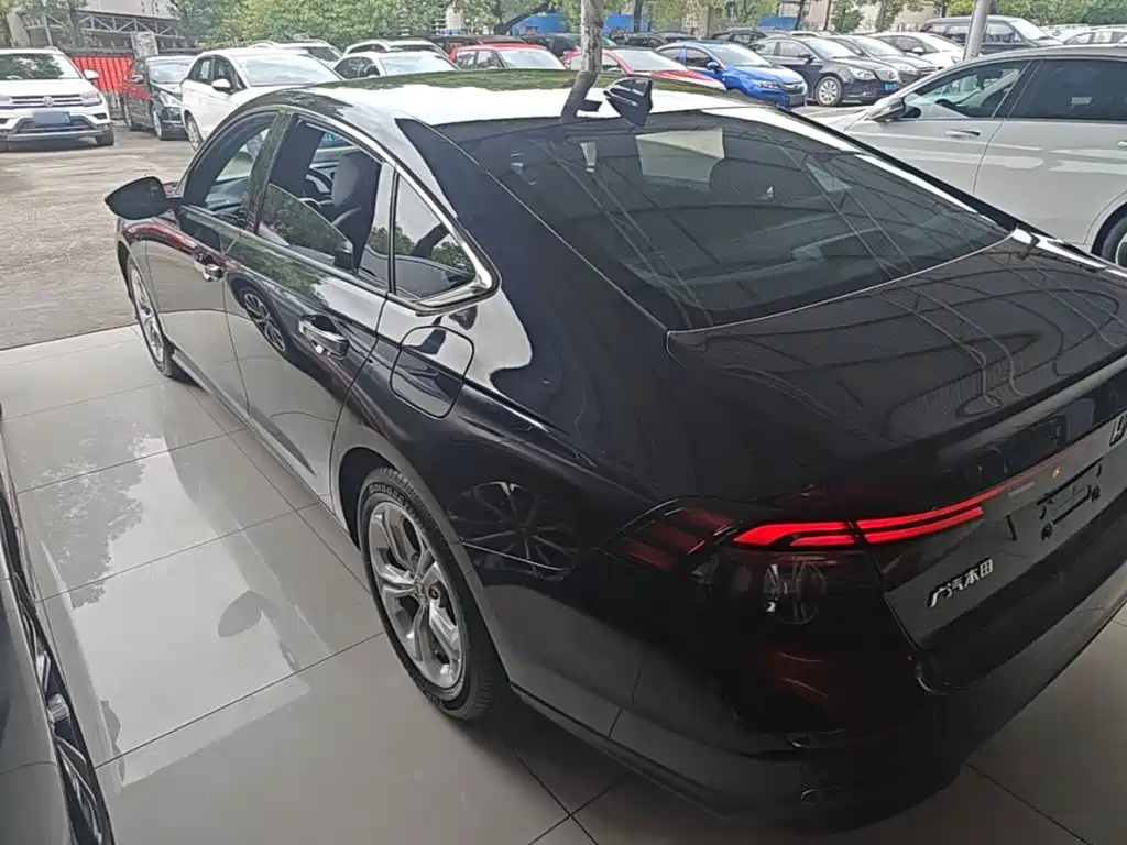 Honda Accord 2023 — фото 23