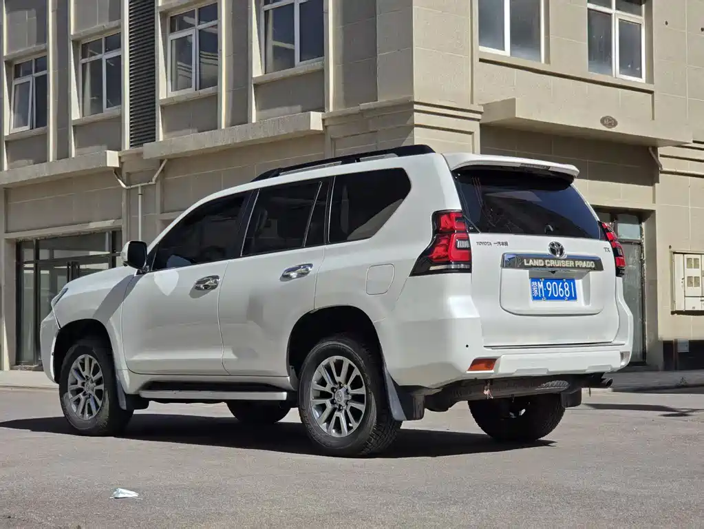 Toyota Prado 2018