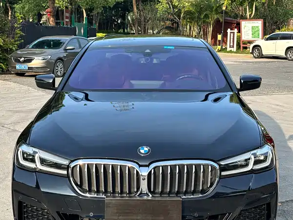 BMW 5 Series 2023