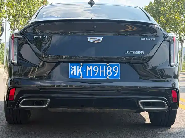 Cadillac CT4 2024