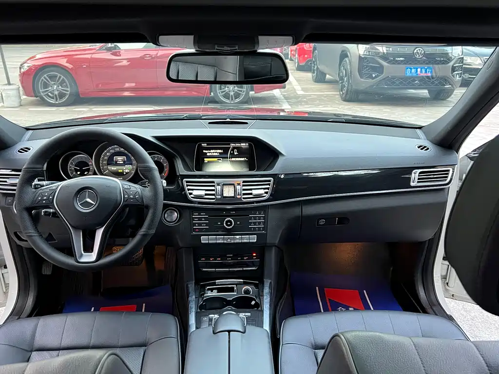 Mercedes-Benz E-Class 2016 — фото 19