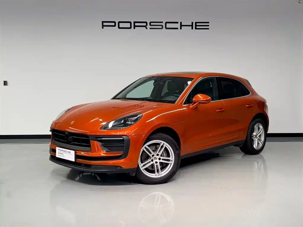 Porsche Macan 2024 — фото 1