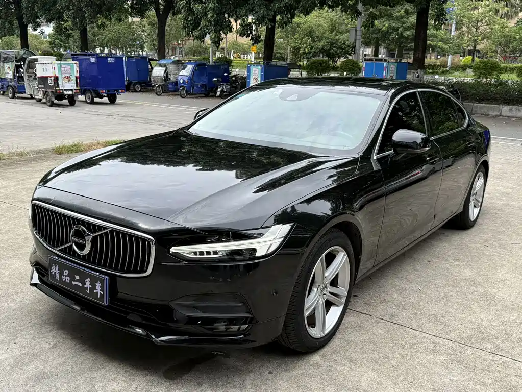 Volvo S90 2017