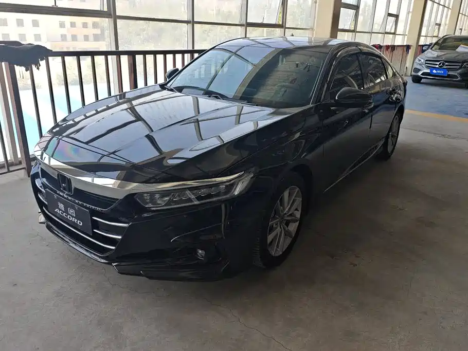 Honda Accord 2022 — фото 1