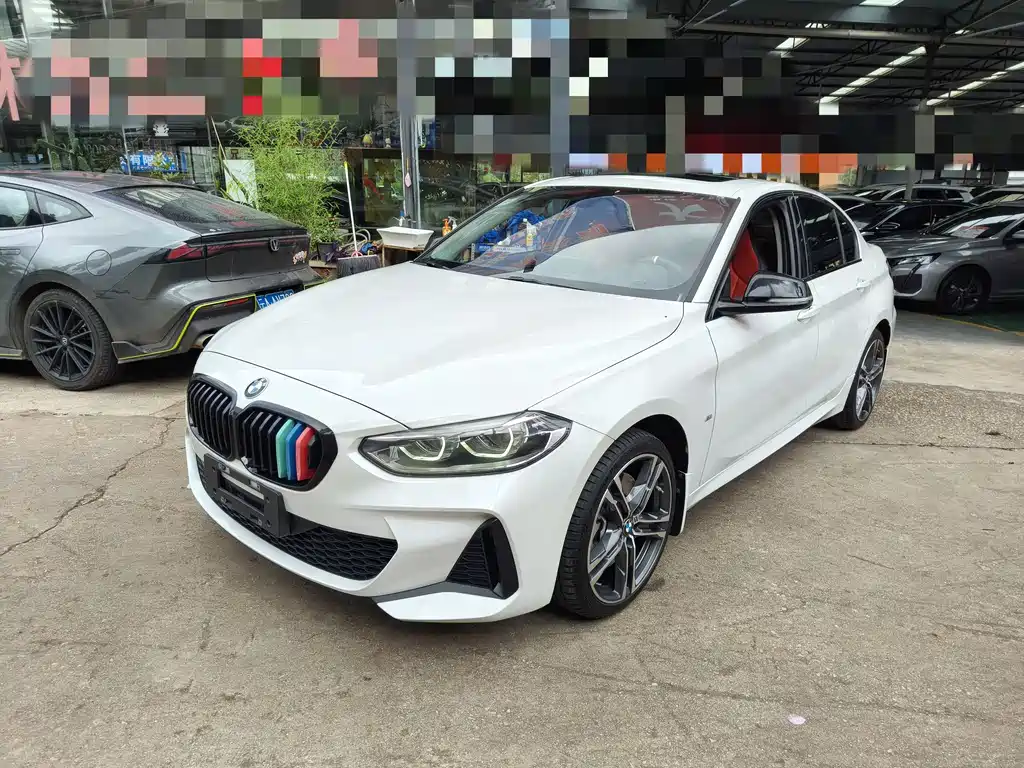 BMW 1 Series 2021 — фото 1