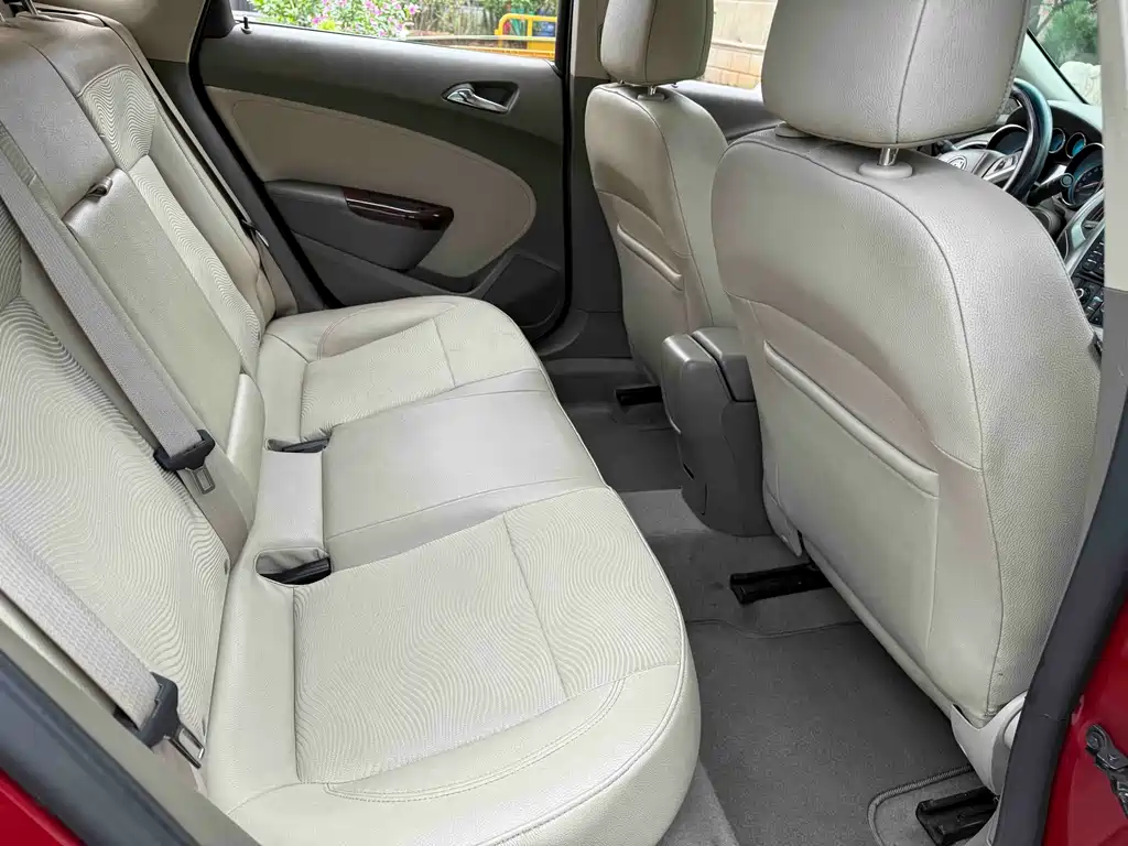 Buick Excelle 2015