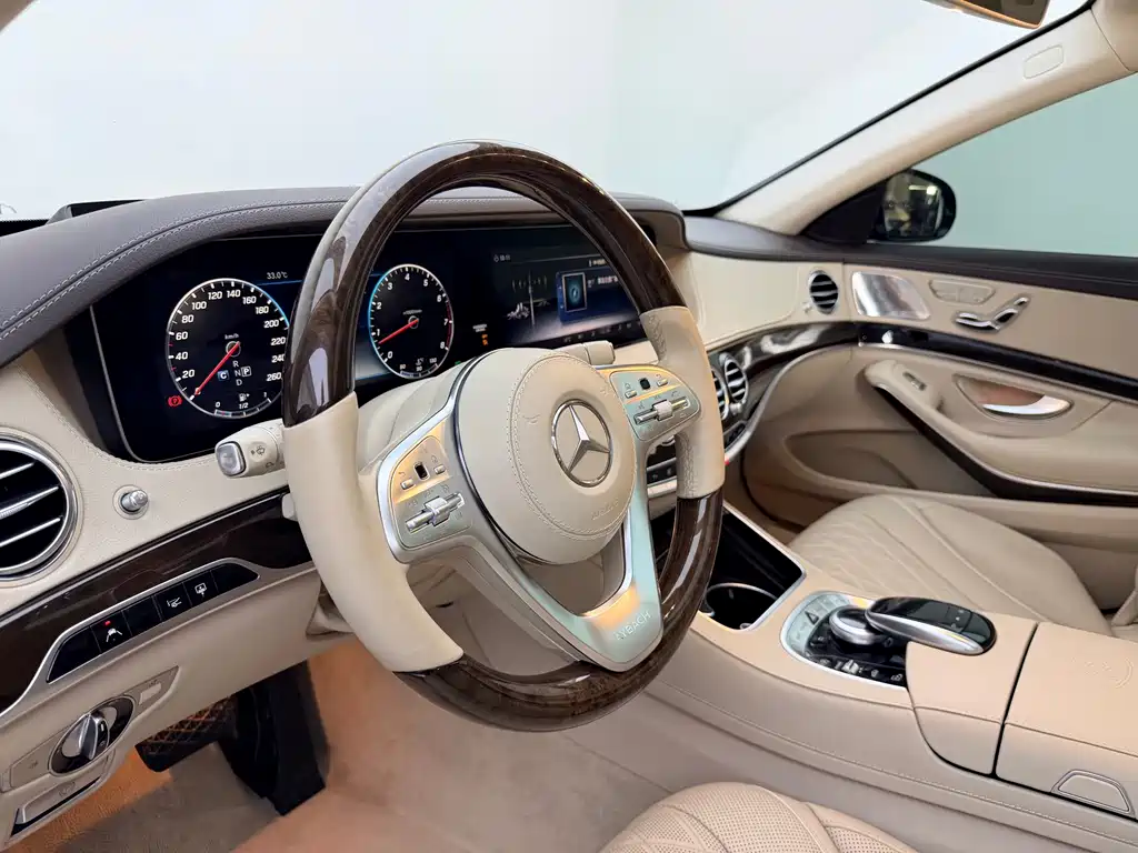 Mercedes-Benz Maybach S-Class 2017 — фото 13
