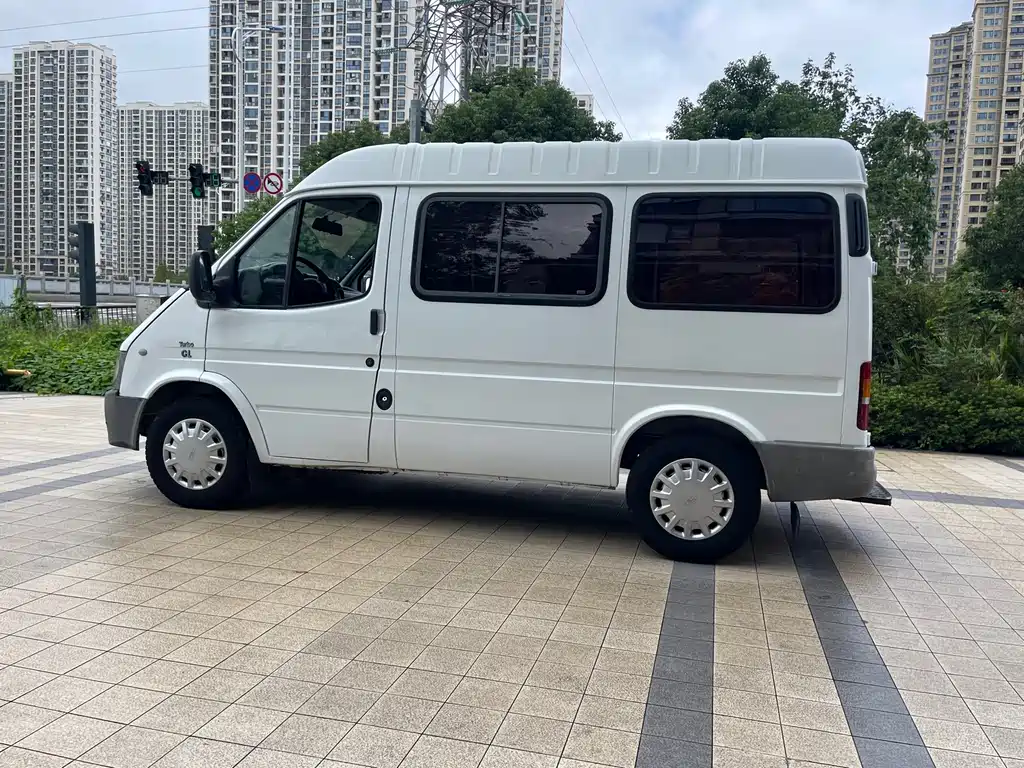 Ford Classic Transit 2016 — фото 5