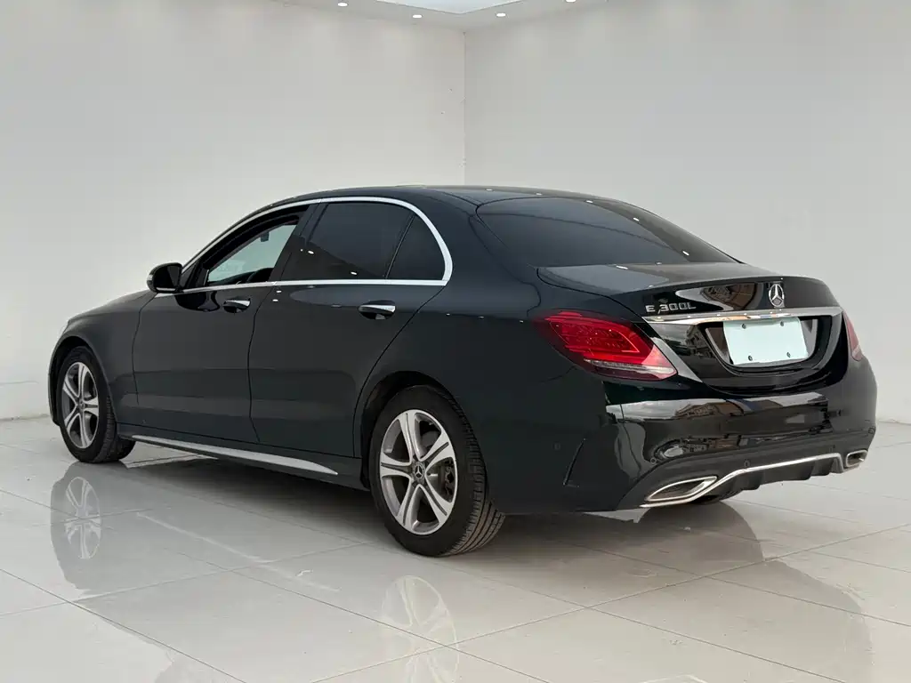 Mercedes-Benz C-Class 2020 — фото 15