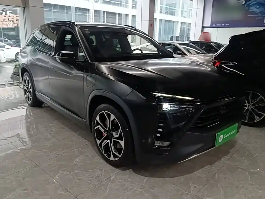 NIO ES8 2022