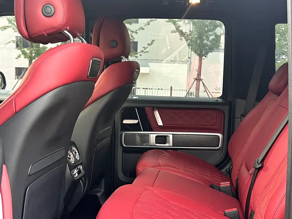 Mercedes-Benz G-Class 2023 — фото 15
