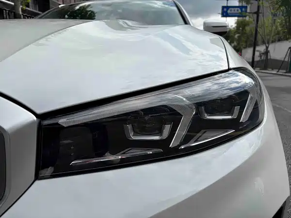 BMW i3 2022