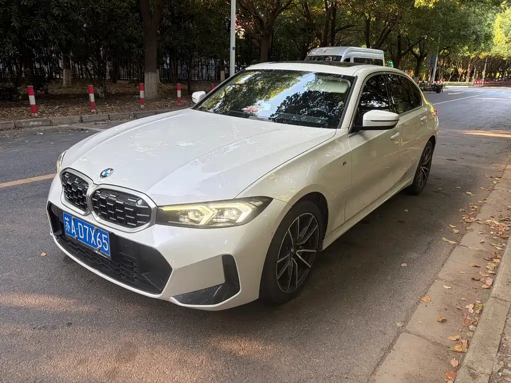 BMW 3 Series 2023