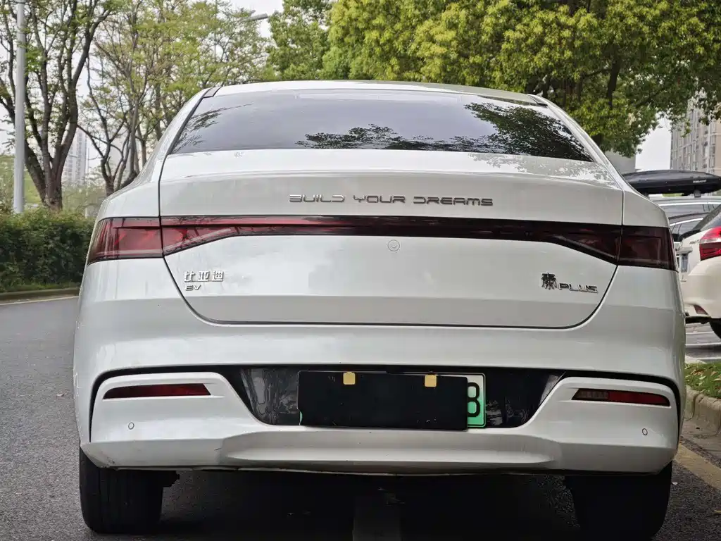BYD Qin PLUS 2022 — фото 8