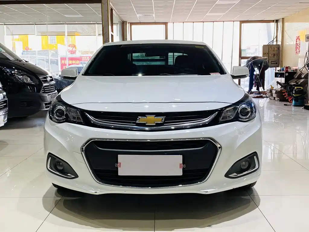 Chevrolet Malibu 2017 — фото 2