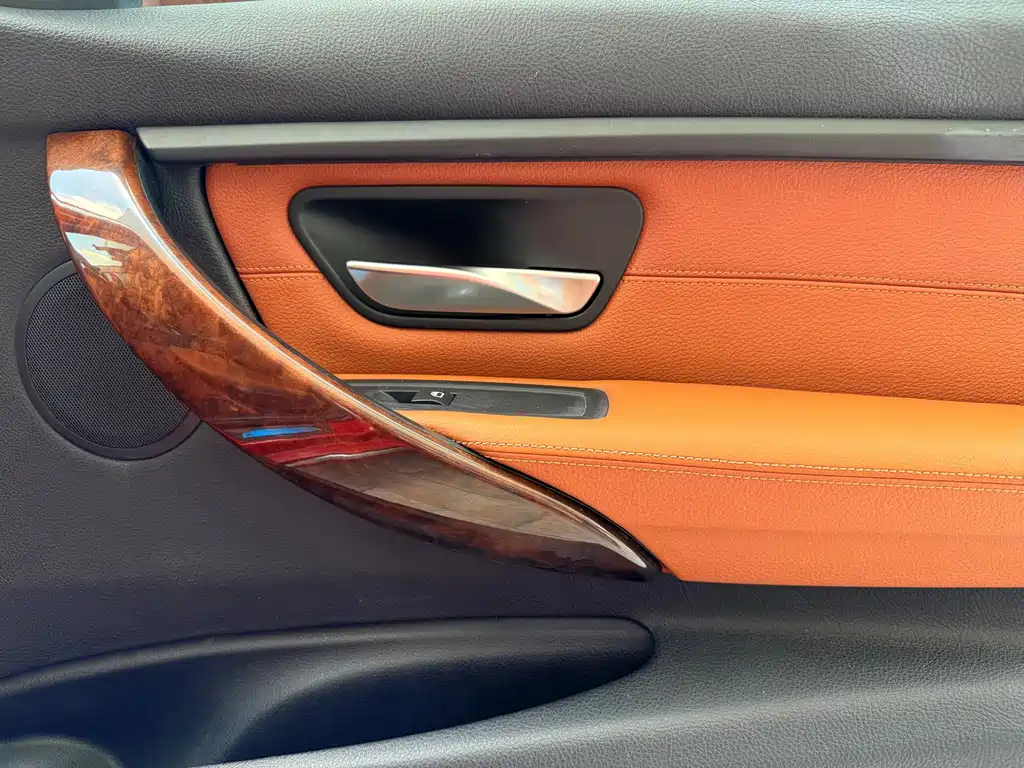 BMW 3 Series 2013 — фото 16