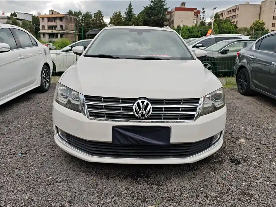 Volkswagen Gran Lavida 2013