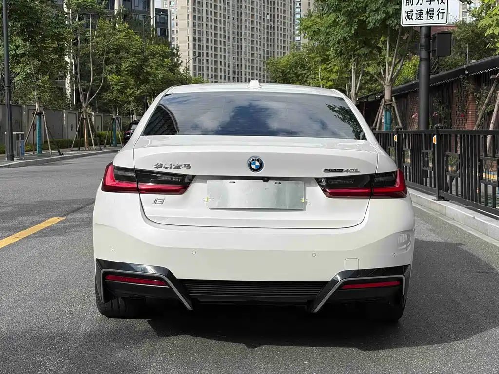 BMW i3 2022 — фото 16
