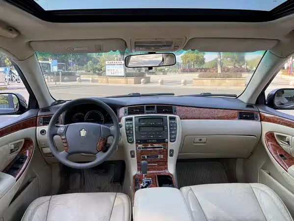 Toyota Crown 2007