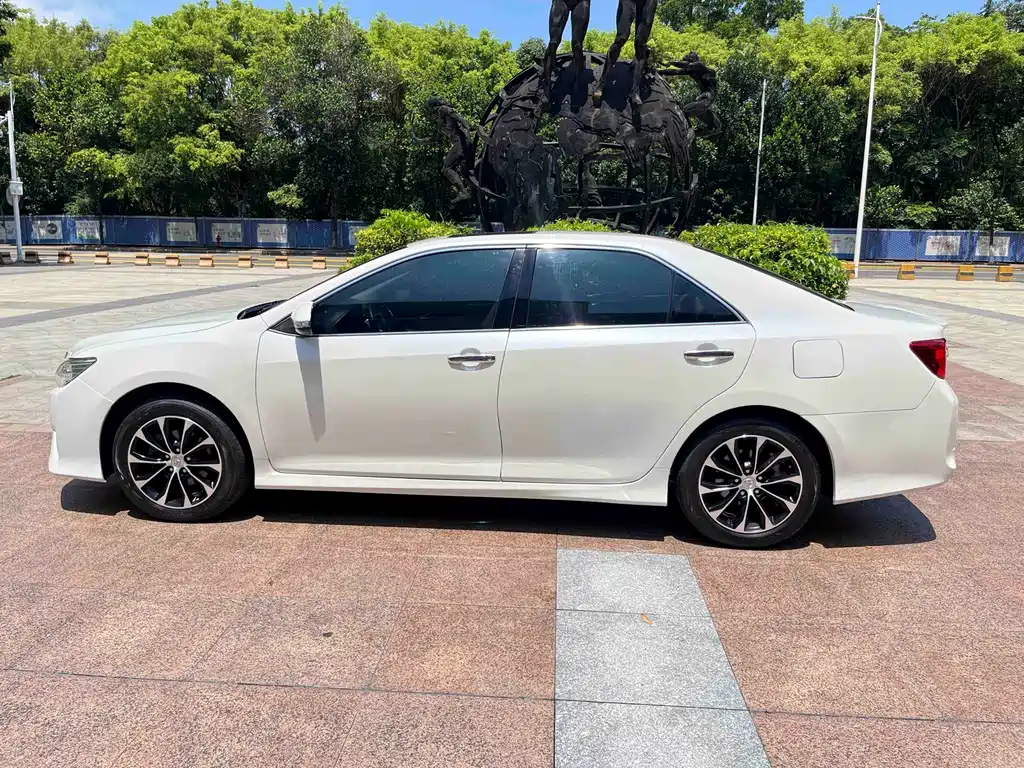 Toyota Camry 2012