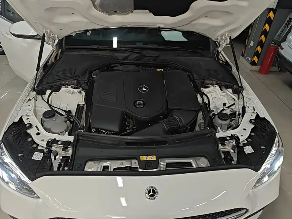 Mercedes-Benz C-Class 2024 — фото 20