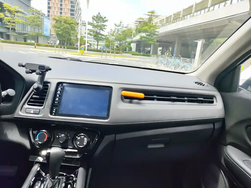 Honda Vezel 2020 — фото 13