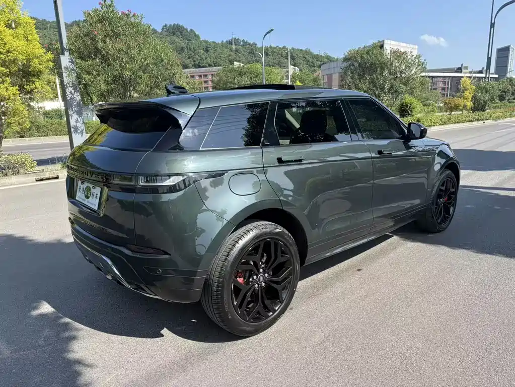 Land Rover Range Rover Evoque 2023 — фото 12