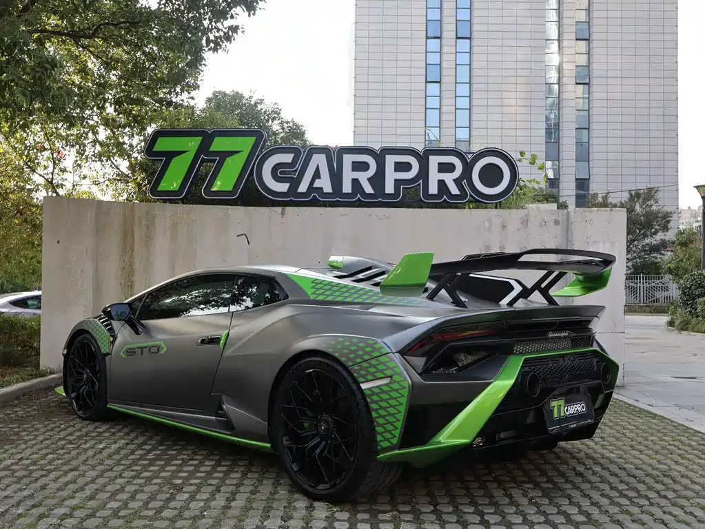 Lamborghini Huracán 2022 — фото 11