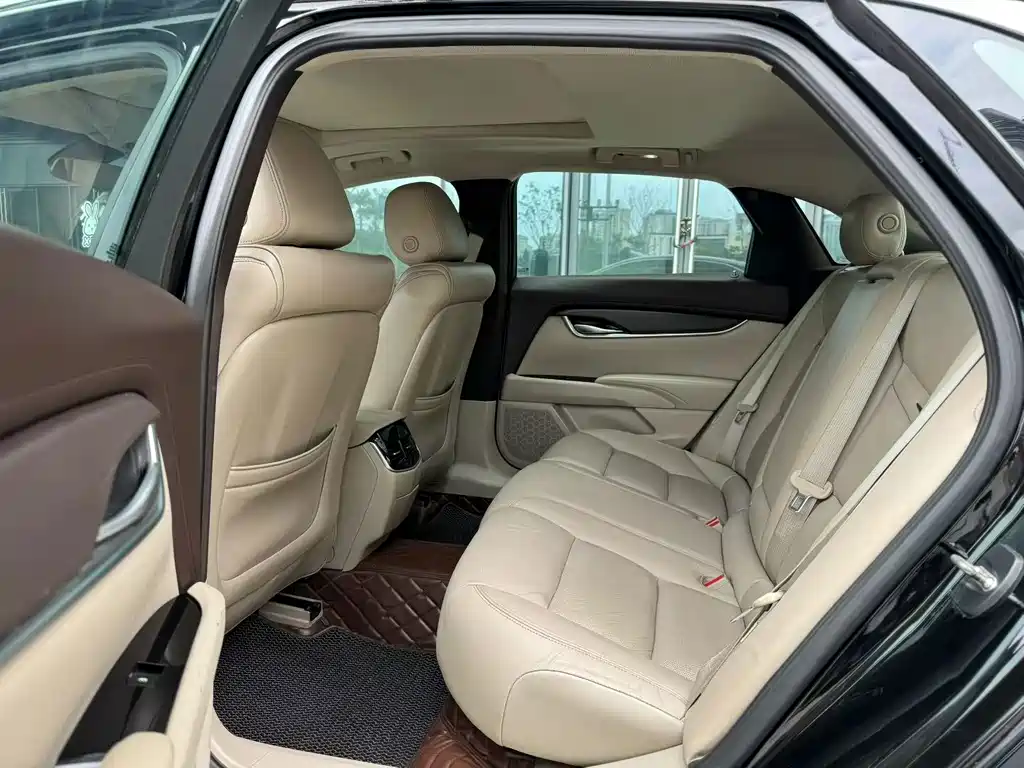 Cadillac XTS 2015 — фото 6