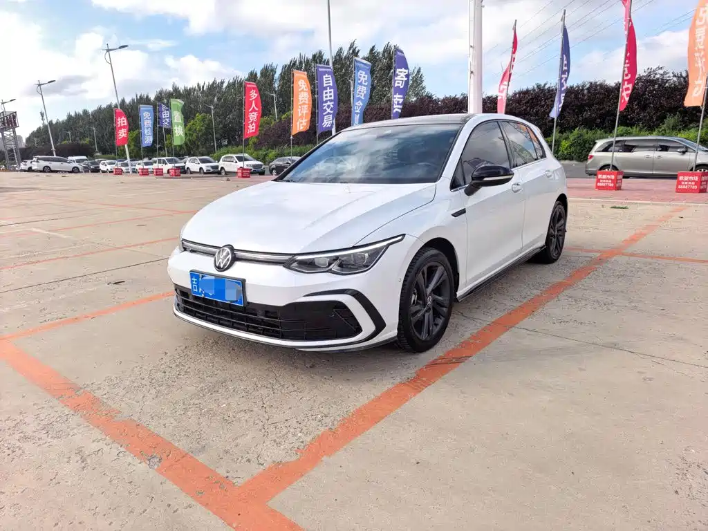 Volkswagen Golf 2022