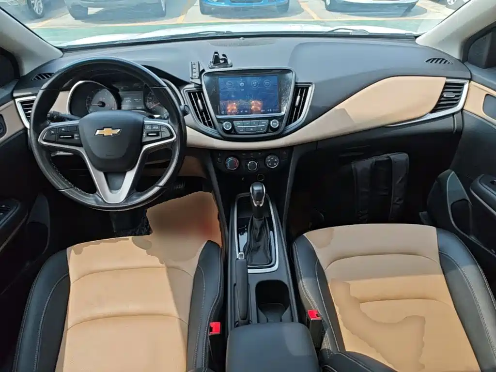 Chevrolet Cruze 2022 — фото 10