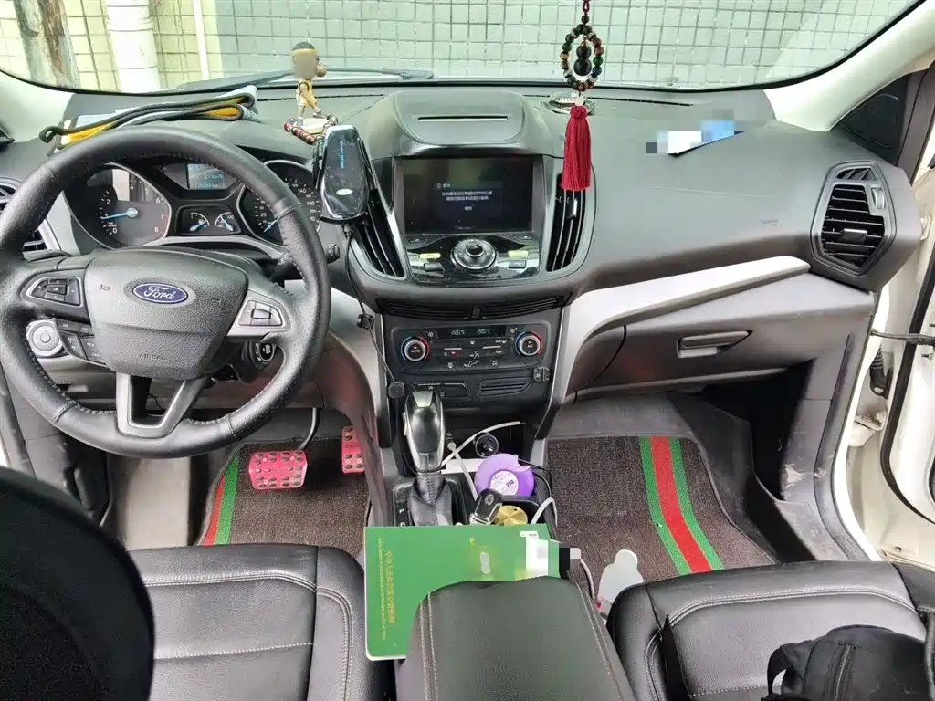 Ford Kuga 2018 — фото 10