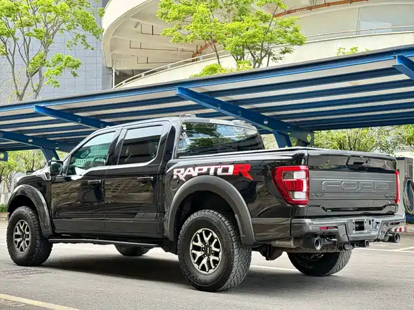 Ford F-150 Raptor 2023