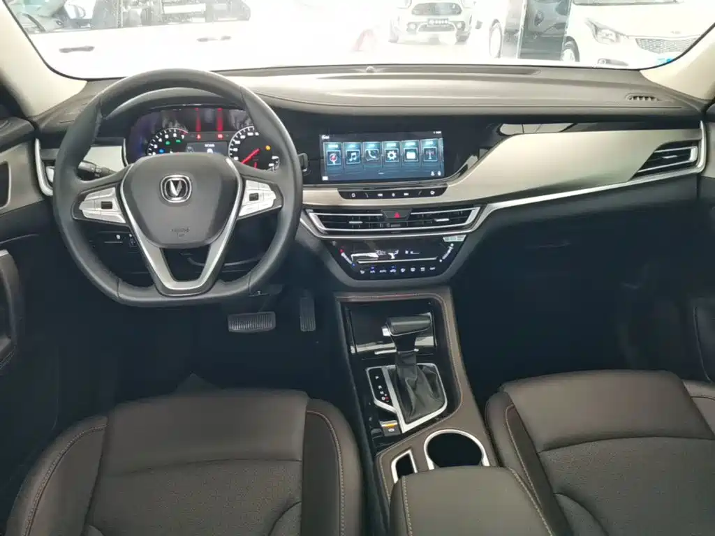 Changan CS35PLUS 2020 — фото 10