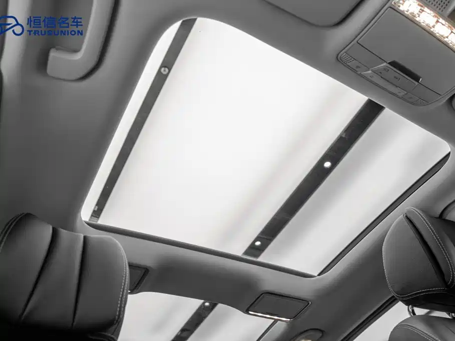 Mercedes-Benz C-Class 2020 — фото 20