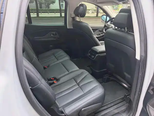 NIO ES8 2018
