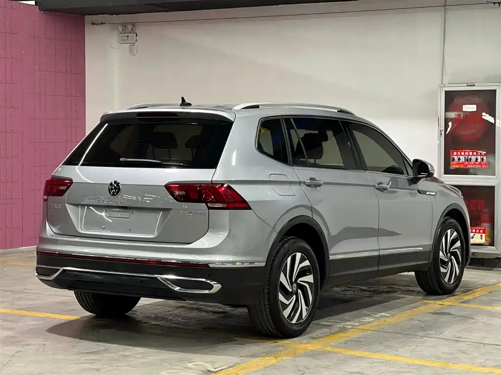 Volkswagen Tiguan L 2022 — фото 5