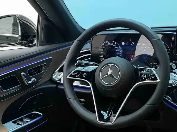 Mercedes-Benz E-Class New Energy 2024