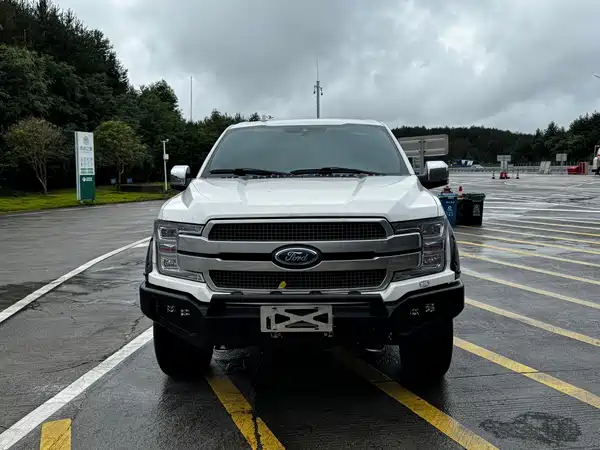 Ford F-150 Raptor 2020