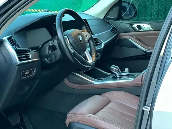 BMW X7 2019