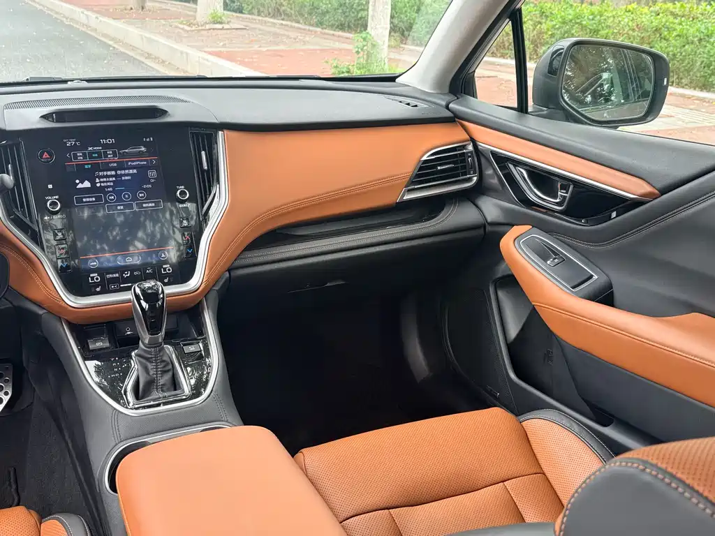 Subaru Outback 2021 — фото 8