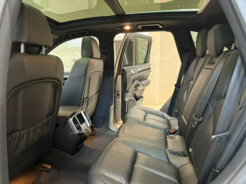 Porsche Cayenne 2017