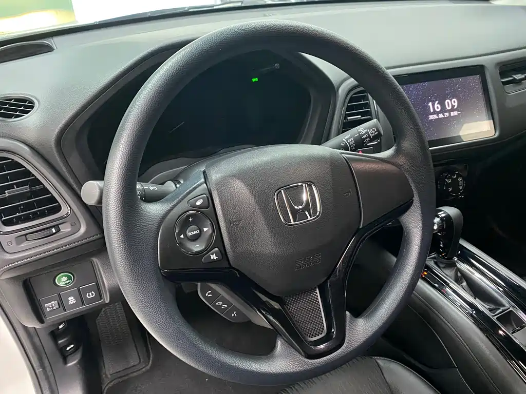 Honda Vezel 2021 — фото 14